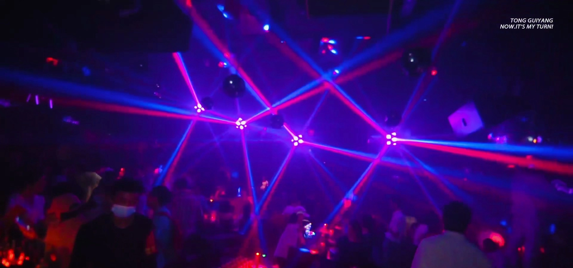 2022 new kinetic led football, a must-have for the club - FENG-YI