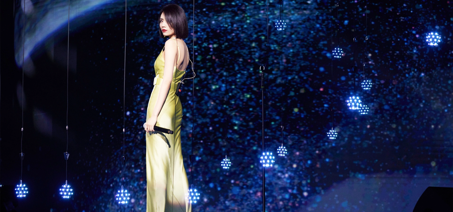 TEAM 3rd Tencent Music Entertainment Awards 2021—Kinetic LED mini balls - FENG-YI