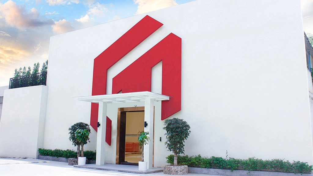 A Year of Soaring Growth through Technological Integration - FENG-YI