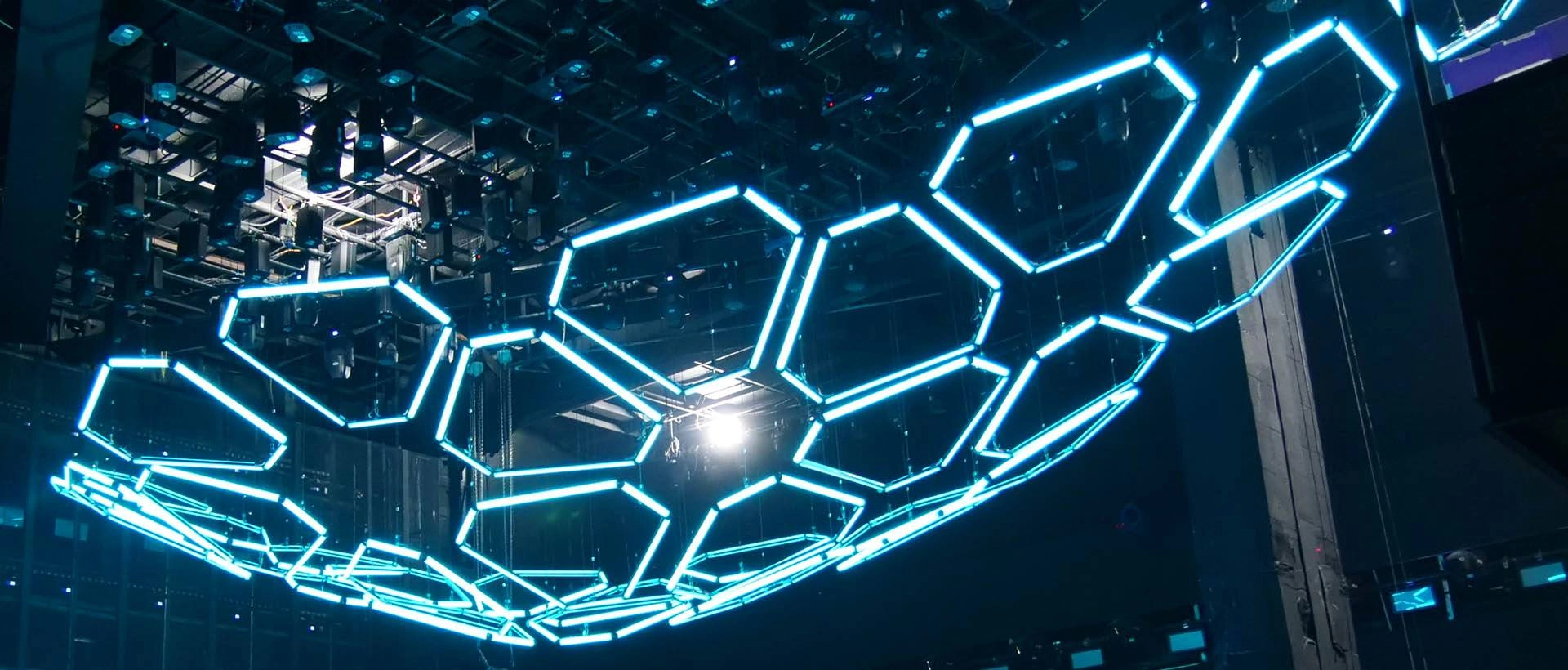 New Club at Yan’an city, Shanxi Province be confirmed to FYL with whole stage lighting and kinetic lighting system solution - FENG-YI