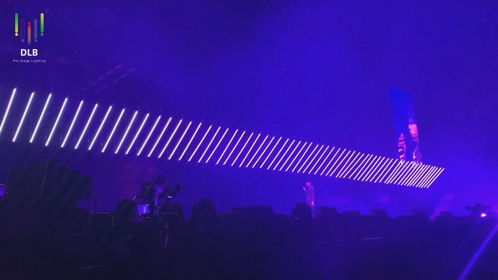 China-Cai Xukun Live in Beijing-Dynamic pixel line-02 - FENG-YI