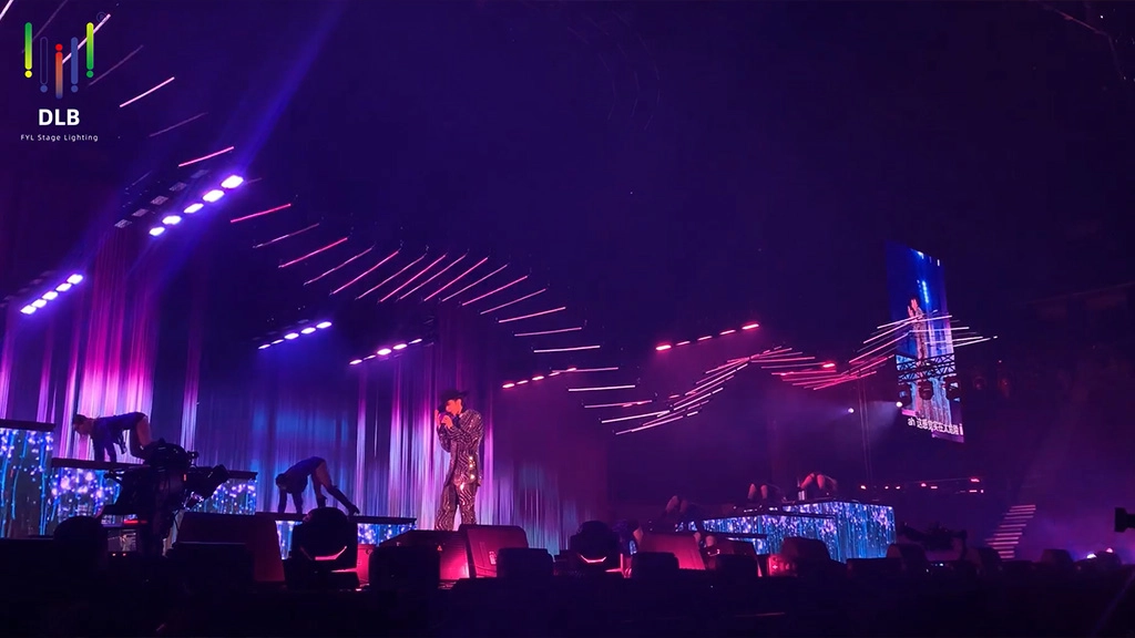 China-Cai Xukun Live in Beijing-Dynamic pixel line - FENG-YI