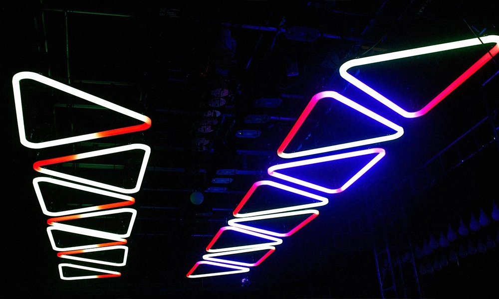 DLB-G3-11042 Lifting triangle arc light-01 - FENG-YI