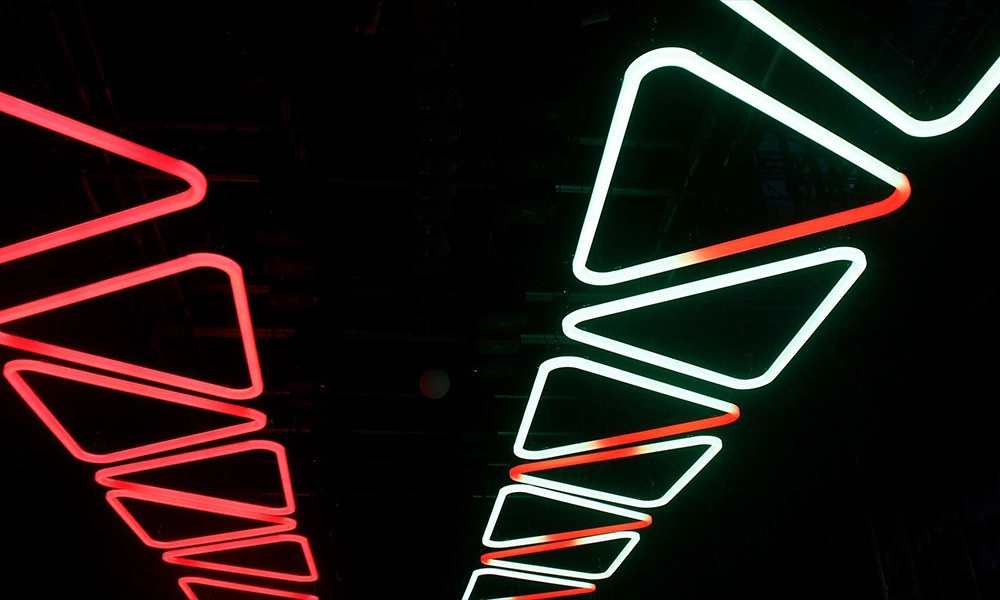 DLB-G3-11042 Lifting triangle arc light - FENG-YI