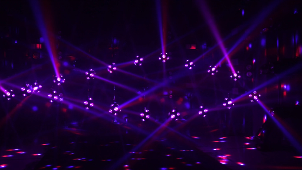 Football - Multi -03 - FENG-YI