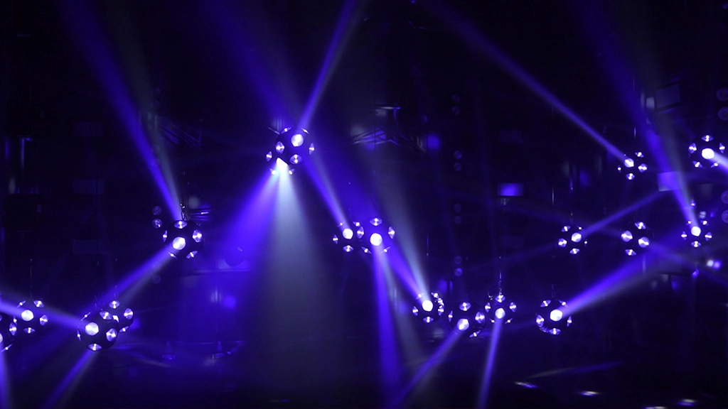 Football - Multi - FENG-YI