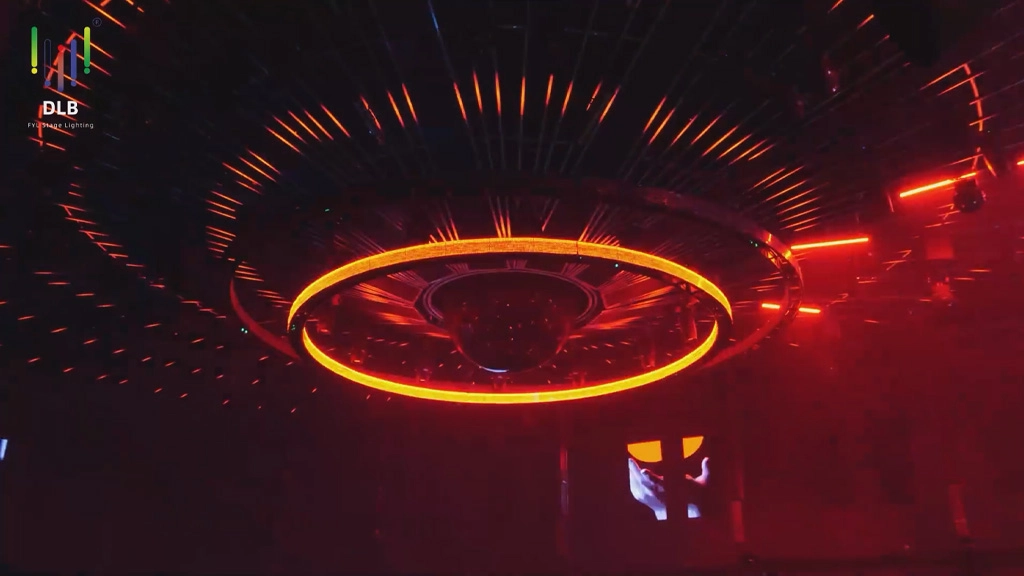 He LIVE HOUSE nightclub - FENG-YI