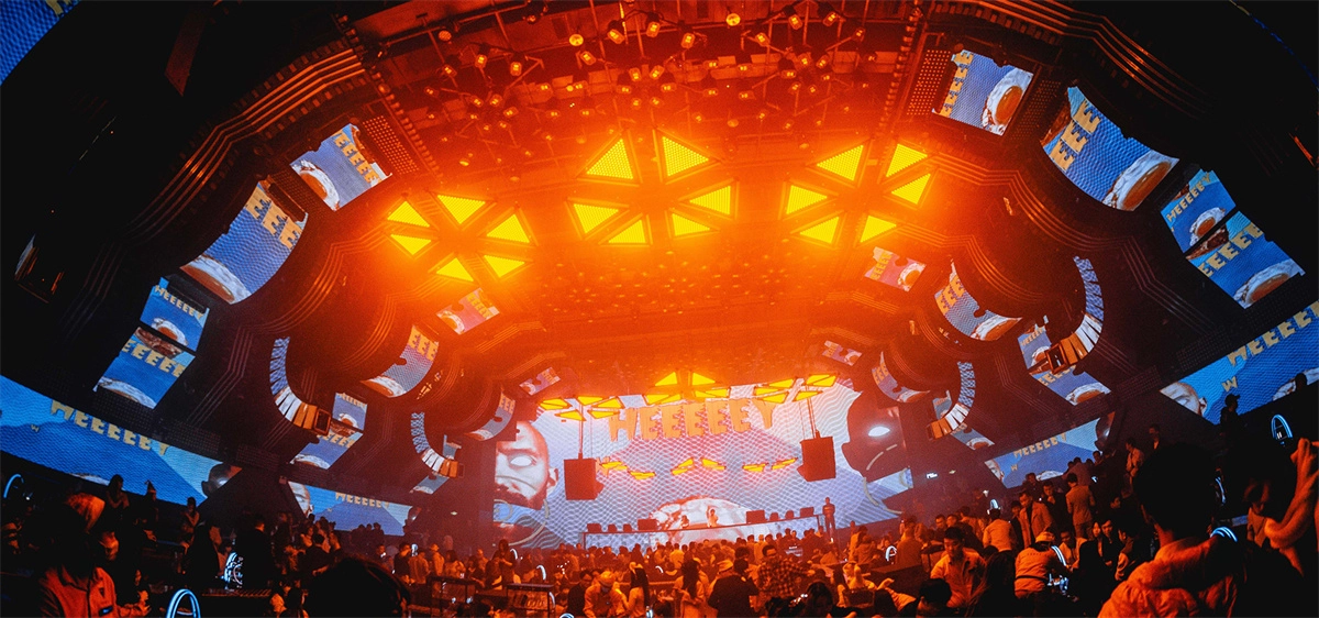 How to display the 3D visual effects with kinetic lighting - FENG-YI