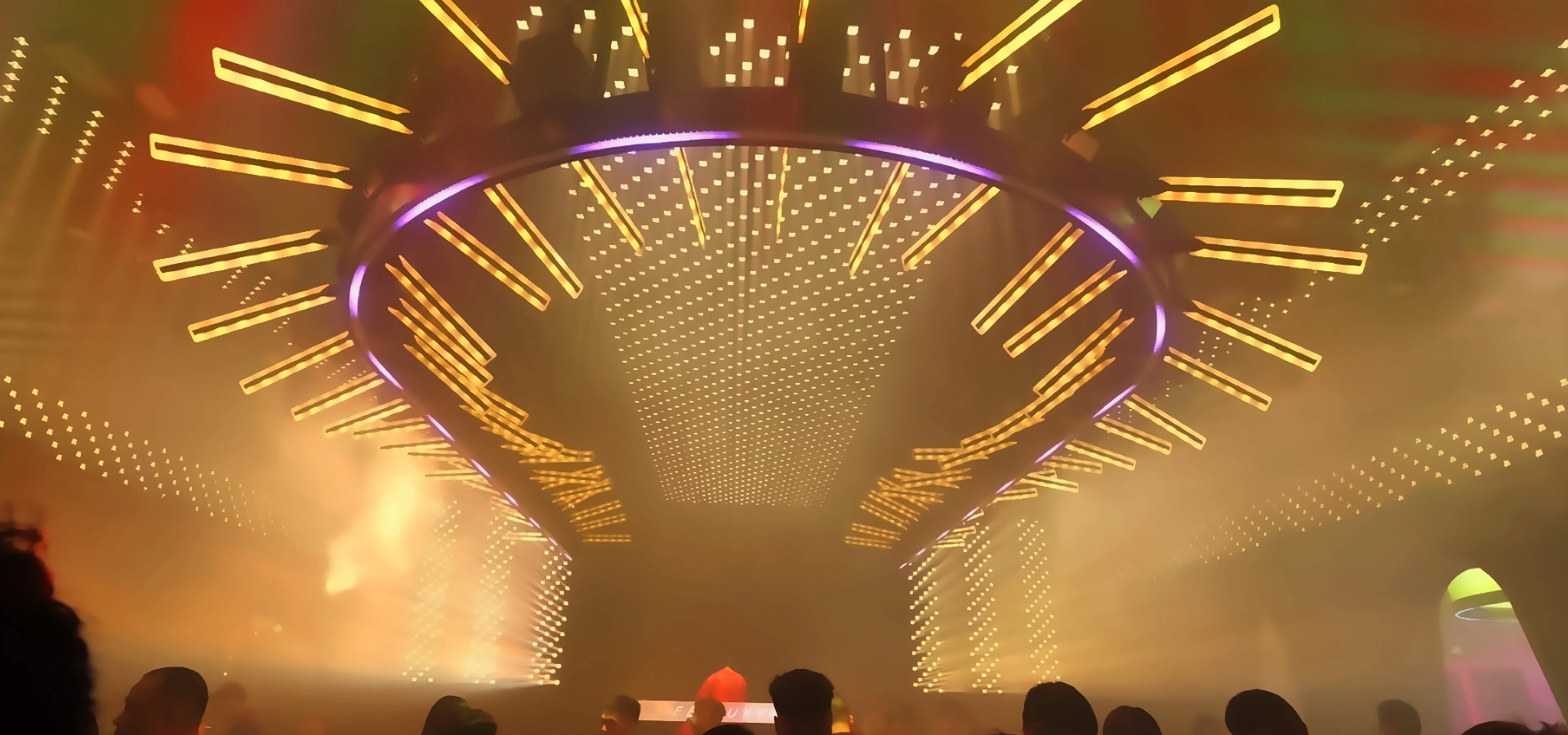 Huiyang Feimuying Club grandly opened, Fengyi lighting technology leads a new visual feast - FENG-YI