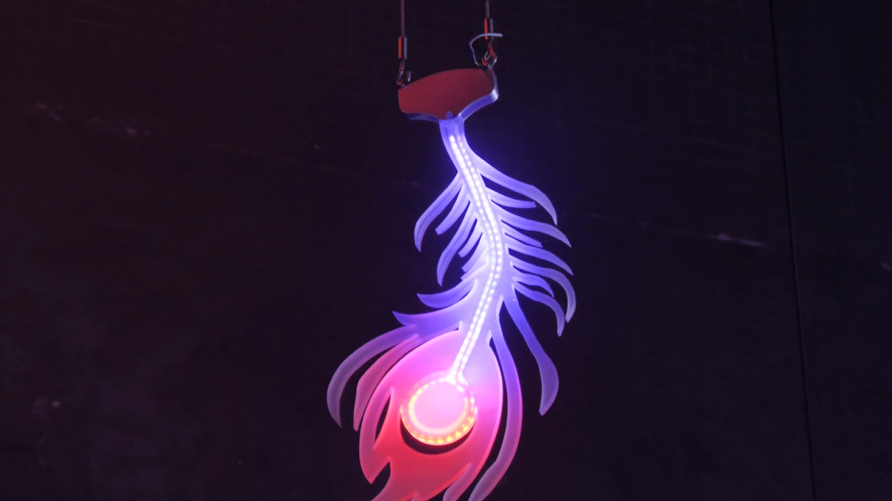 Lâmpada Cinética de Penas (3) - FENG-YI