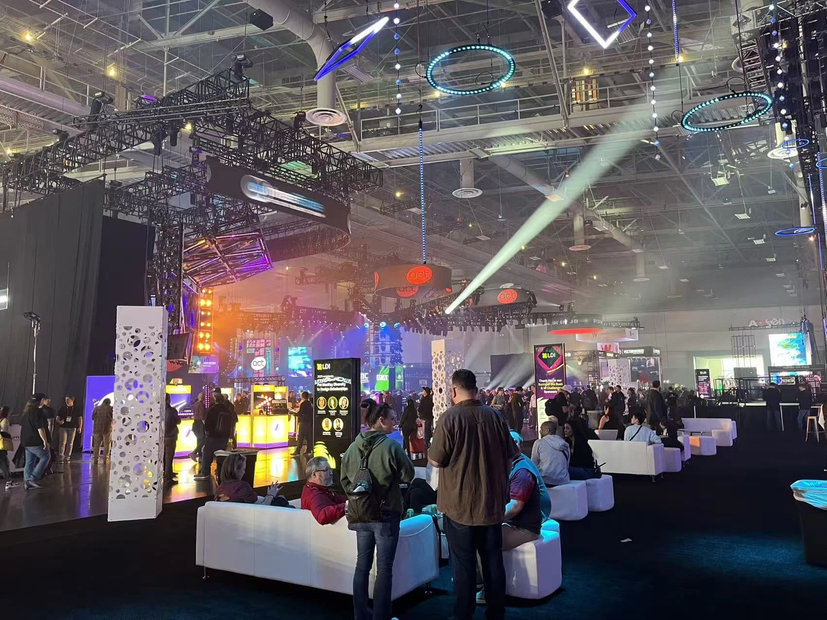 LDI 2025 جدول الأعمال الكامل (9) - FENG-YI