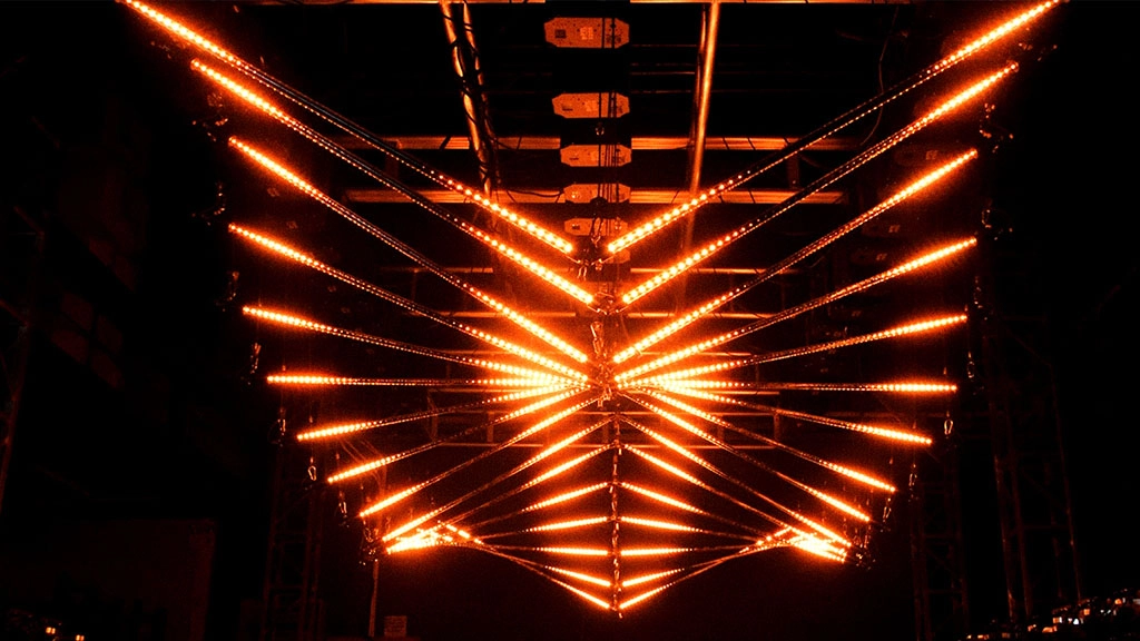 Lifting Wings LED Projection System - FENG-YI