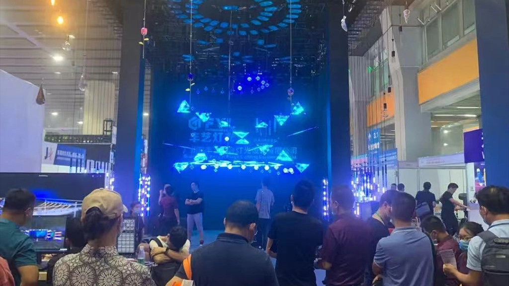 Lighting Art in the Intelligent Era - FENG-YI