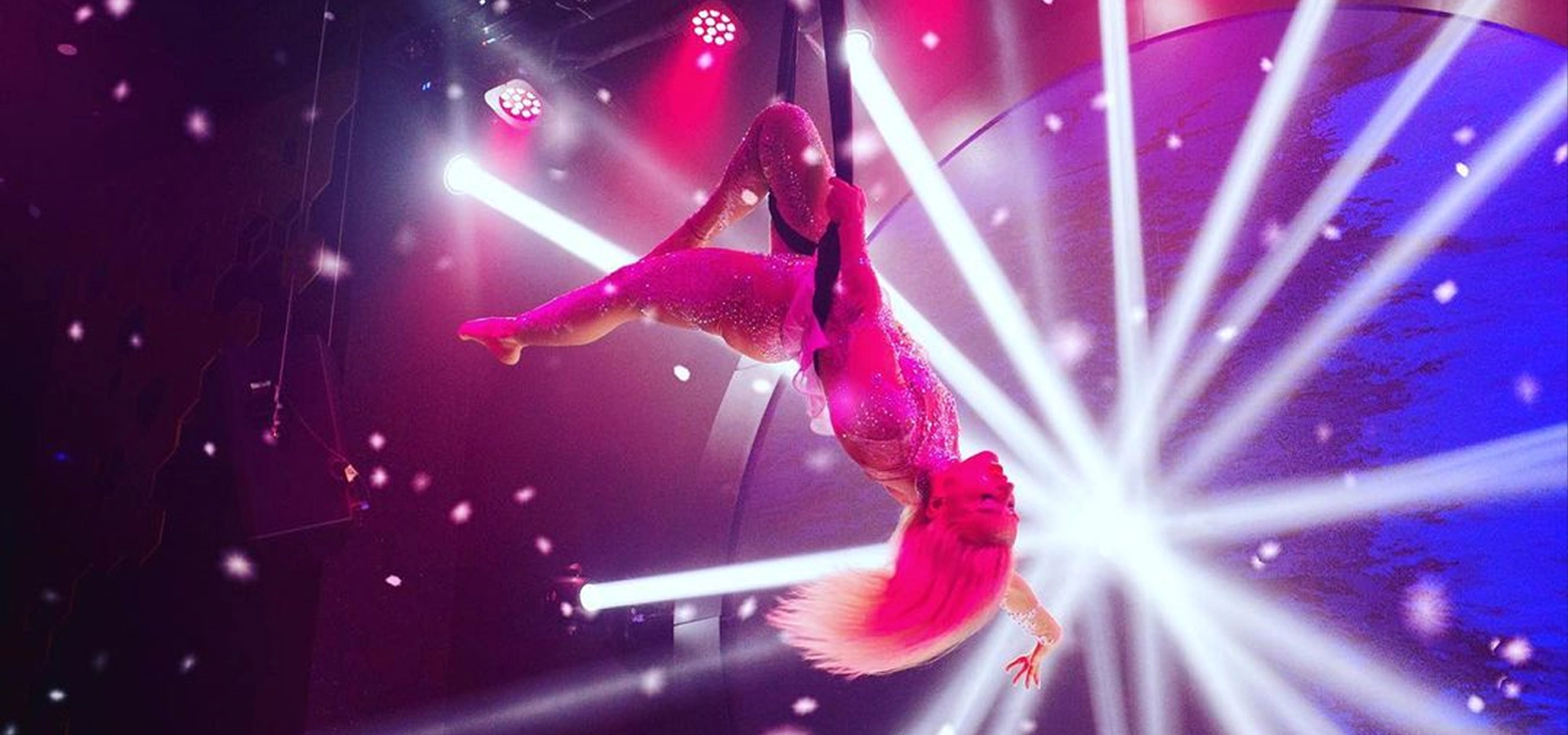 MAWAL RESTAURANT & LOUNGE - FENG-YI