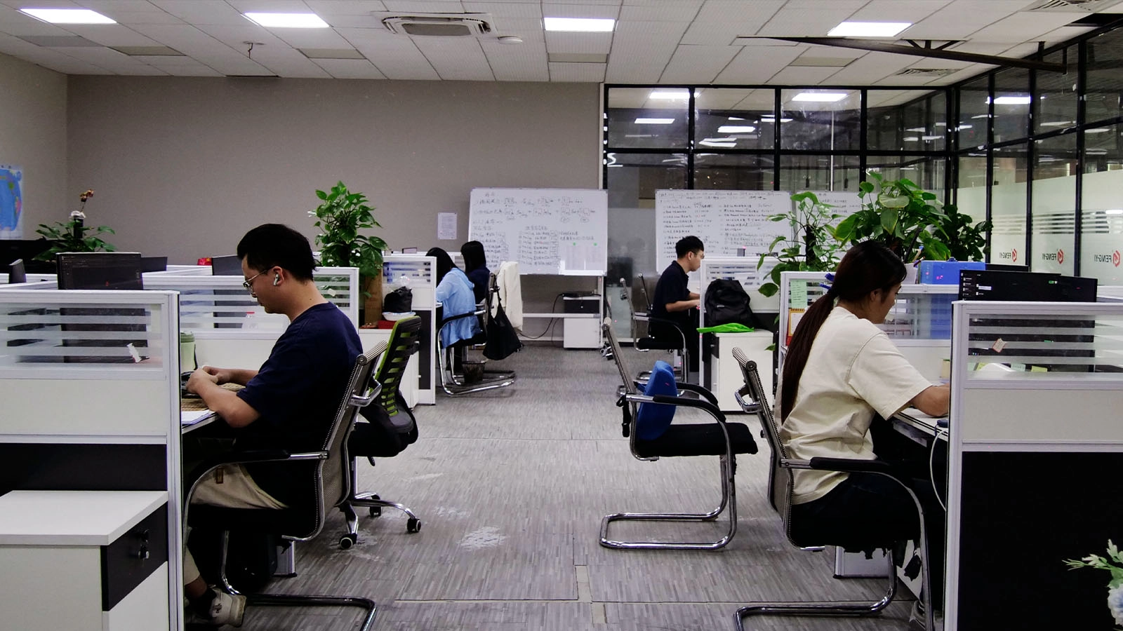 Office-01 - FENG-YI