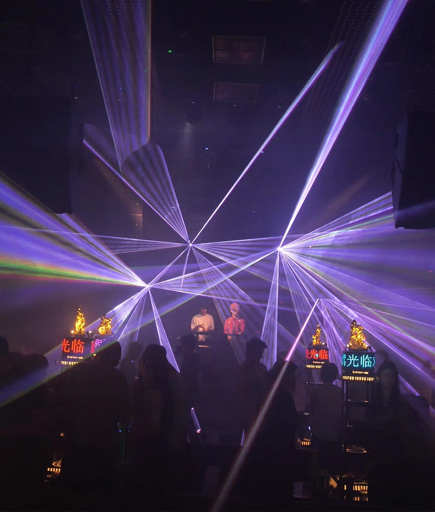 Projects-04 - FENG-YI