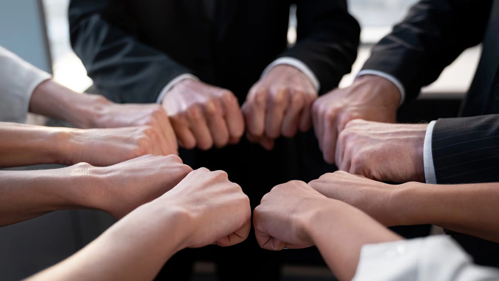 Service Philosophy and Commitment - FENG-YI