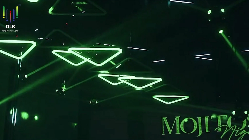 Bar Velice Sepanyol - FENG-YI