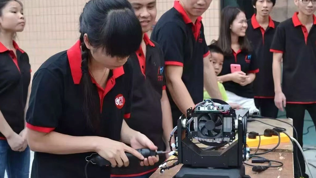 Steady Growth - FENG-YI