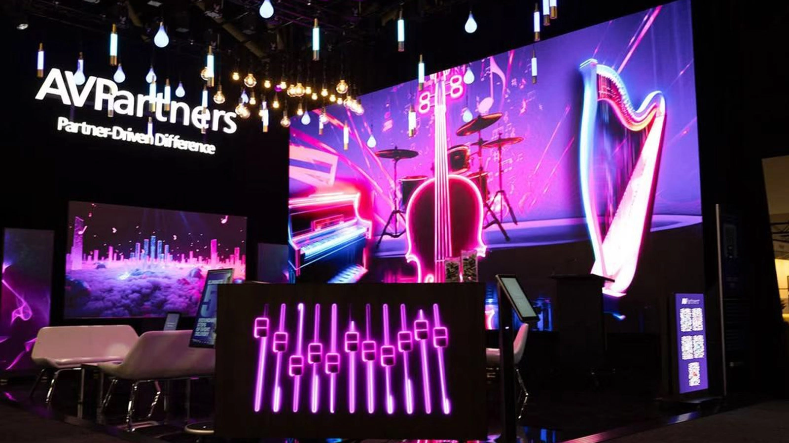 Sydney Harbor Aglow - FENG-YI