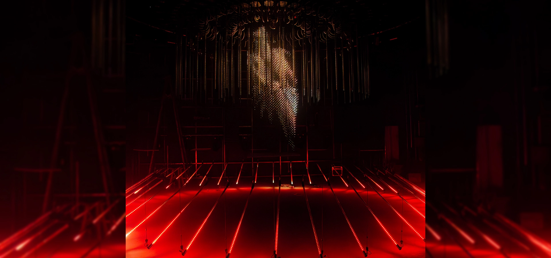 The dance of loong - FENG-YI