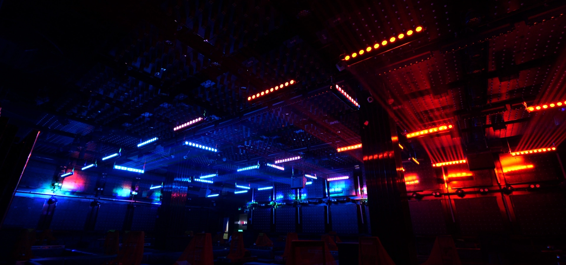 The newest lighting design for the ID-Party Club - FENG-YI