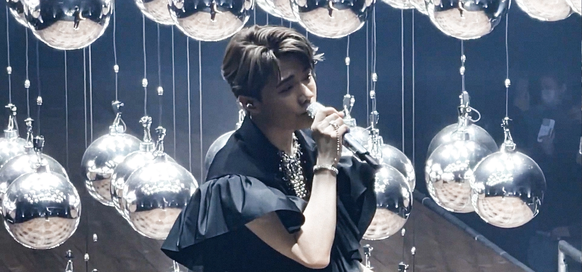 The Next 20 HINS LIVE in Hong Kong - FENG-YI