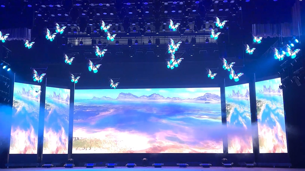 Tumushuke Cultural and Sports Activity Center - FENG-YI