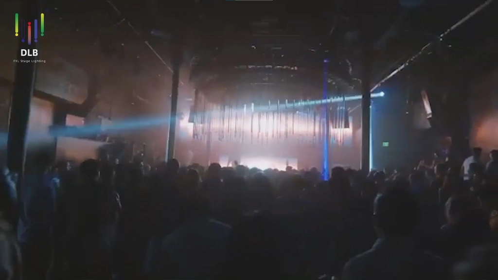 Tempat California Vibe Bertemu Estetika Pencahayaan Timur - FENG-YI