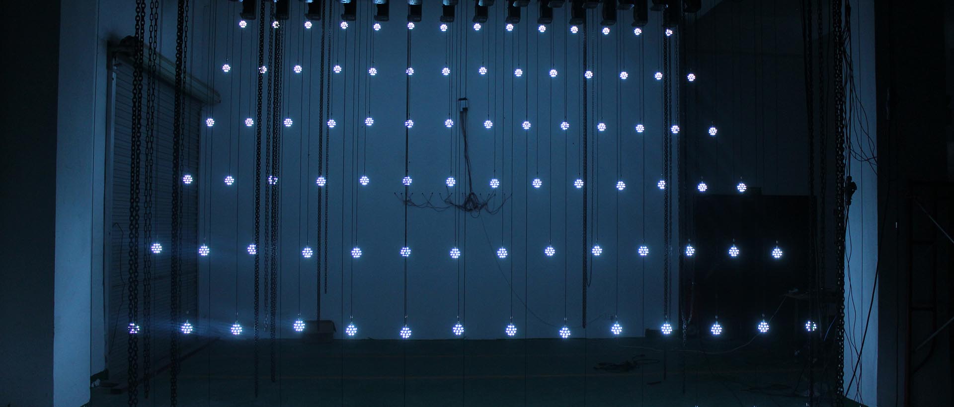 Video show for 100 sets Kinetic LED mini balls  (2)